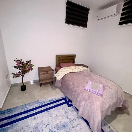 Apartamento Lapta Purple 2 Bedroom