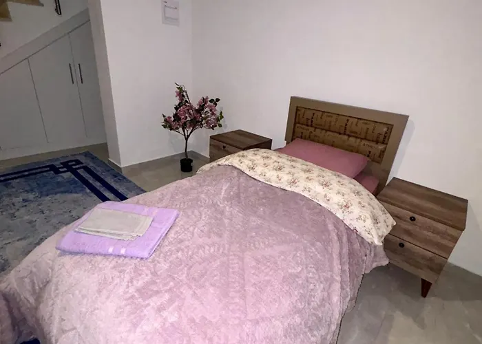 Apartmán Lapta Purple 2 Bedroom *